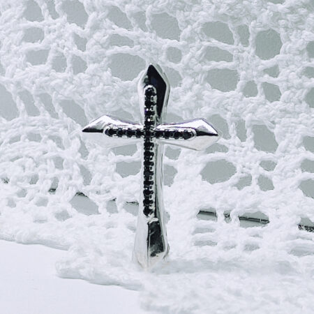 Ezüst medál kereszt